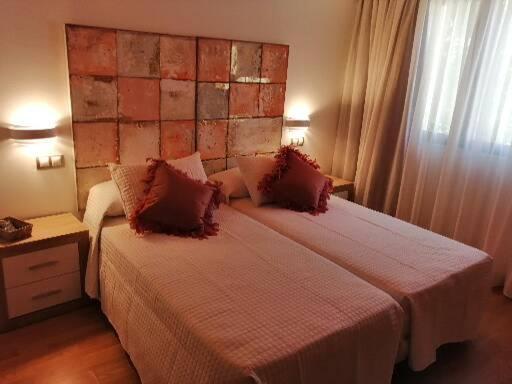 Mizmaya Ll Hotel โอซนาโย ภายนอก รูปภาพ